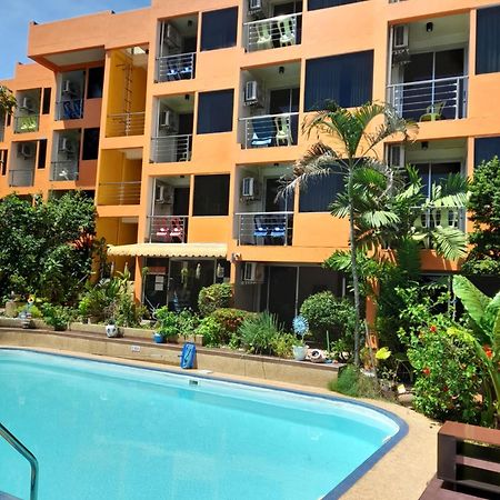 Porterhouse Beach Hotel Patong Екстер'єр фото